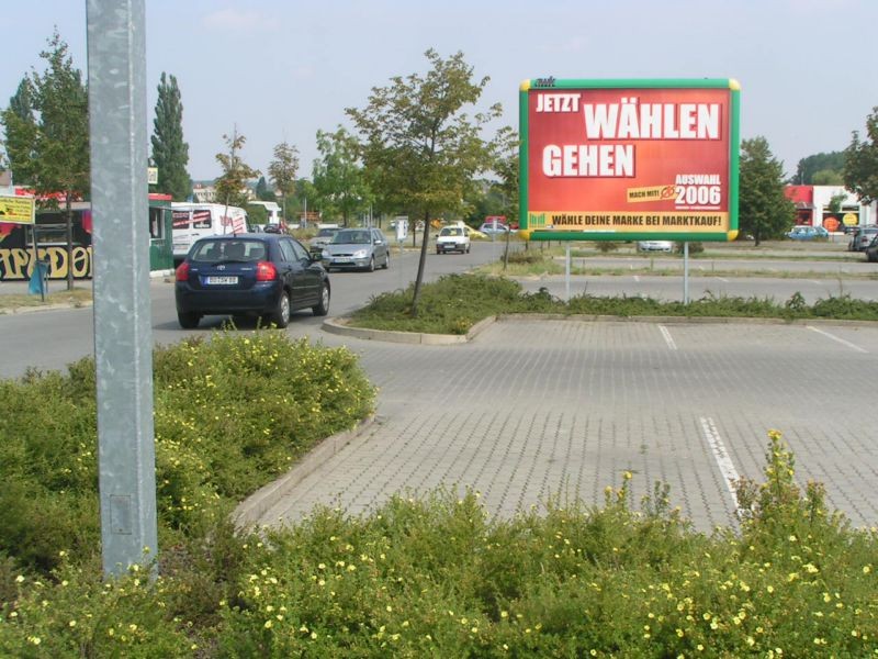 Anderslebener Str. 42j Marktkauf Einf.