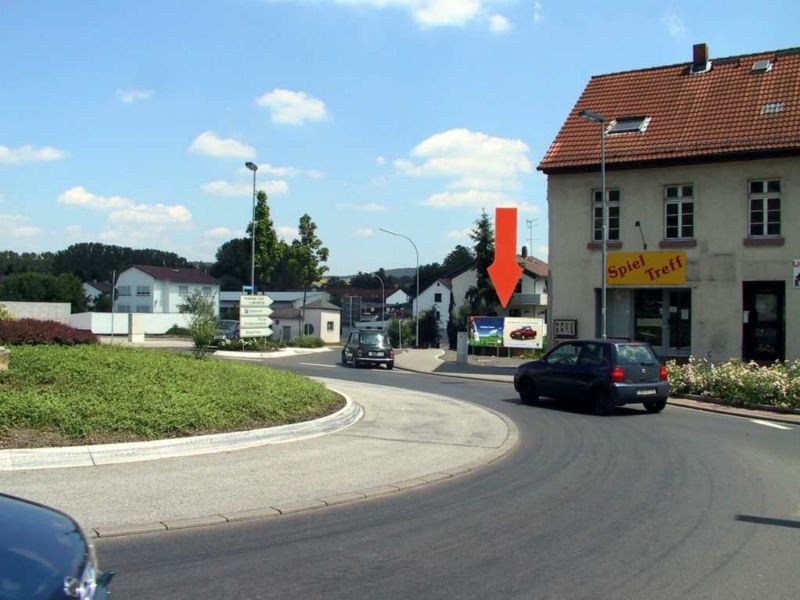 Krötenburgstr   3 Kreisel (B 457)