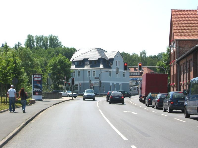 Walkmühlenweg (B 454)/Bahnhofstr
