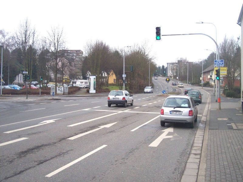Nachbarsweg / Saarner Str.
