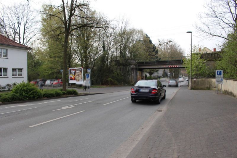 Doktorweg  / AOK / v. Bahn-Ufg.