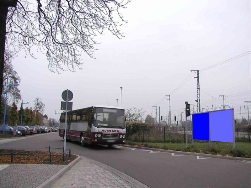 Bahnhof  (PP) / Bus-Bhf. / P+R
