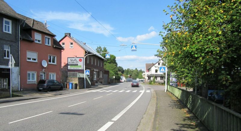 Rheinstr. 30 (B 256)