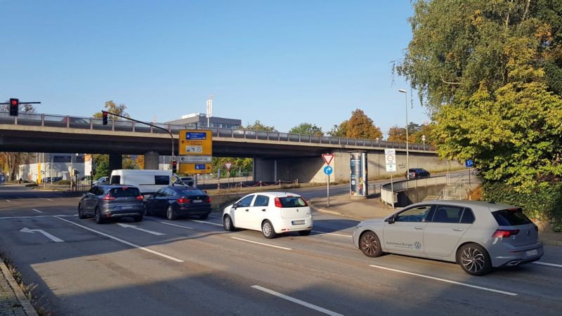 Schützenstr.  vor Adenauerbrücke