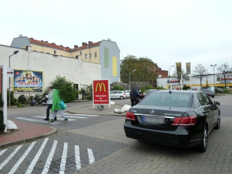 Markstr.  15 (re.b.McDonalds)