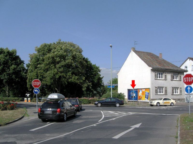 Sindlinger Bahnstr. 97/Kreisel li.