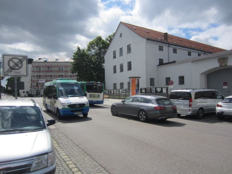 Bahnhofstr./Bräuhausstr.