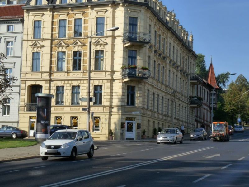 Rosa-Luxemburg-Str./Halbe Stadt