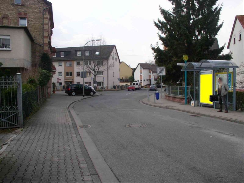 Einbiglerweg 5/Starkenburger Str.