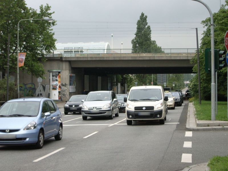 Theodor-Heuss-Allee/Emser Brücke sew.