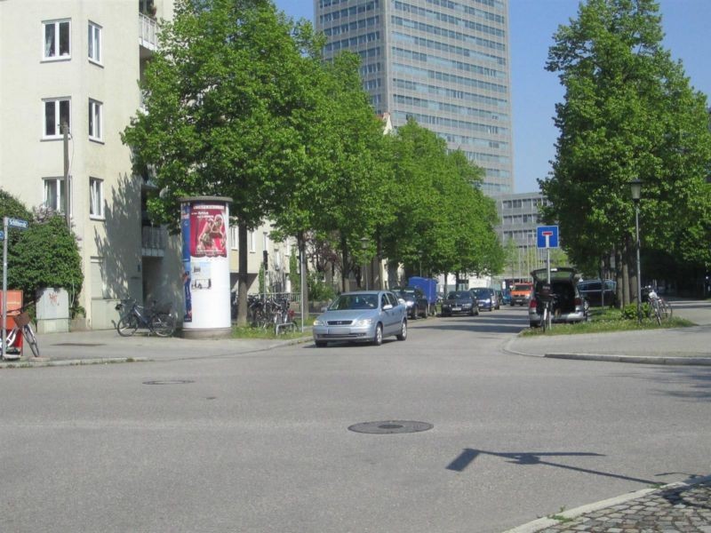 Schlüterstr./Berliner Str.