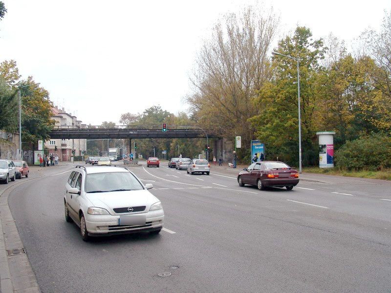 Wilhelmsdorfer Str./Eisenbahnbrücke