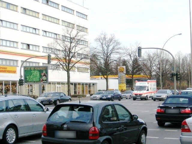 Friedrich-Ebert-Damm 161-169/Am Stadtrand