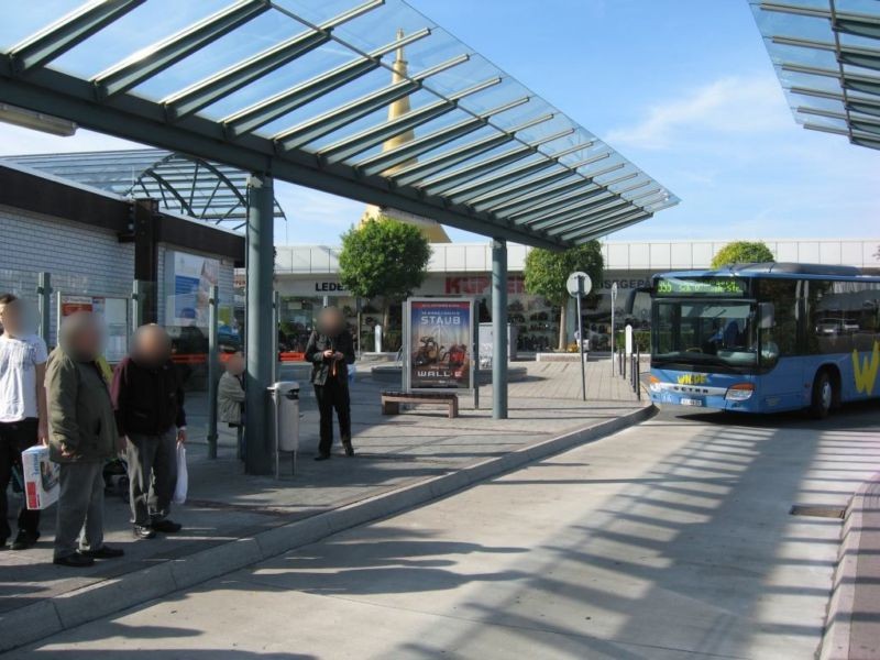 Ruhr-Park Bochum/Bussteig 1/Si. Bussteig