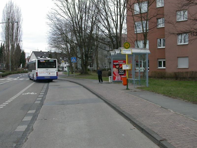 Hammarskjöldring 142/Rosskopfstr./innen