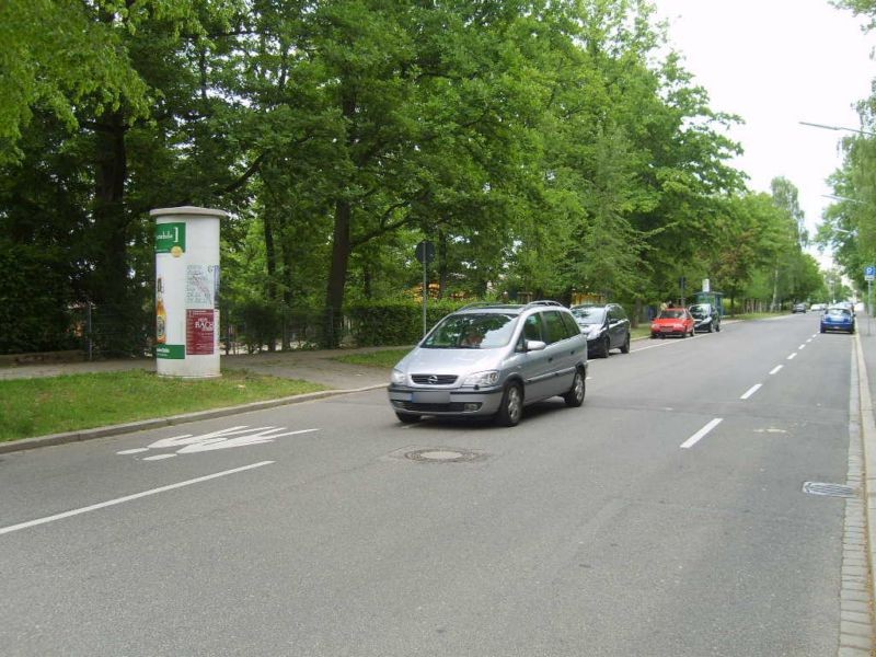 Straße des 3. Husarenregiments/Tiergartenstr.
