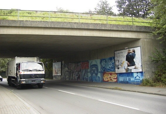 Kölner Str. Viadukt re.
