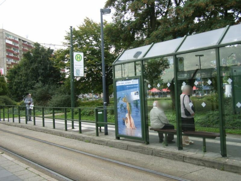 Busbahnhof Gleis 2 RS li.