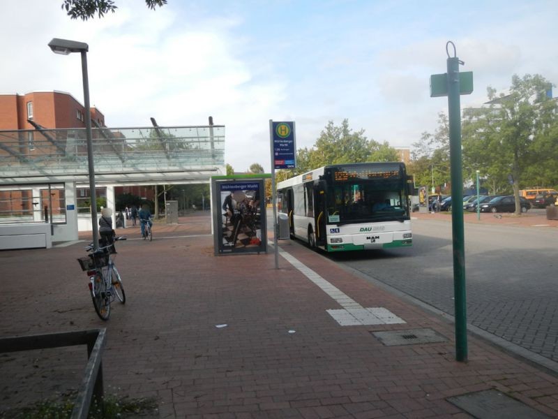 HST Mühlenberger Markt (Bus) li. außen