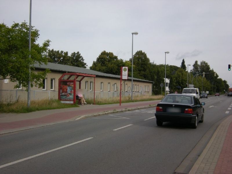 K.-Liebknecht-Ring/Höhe Gesundheitszentrum/We. li.