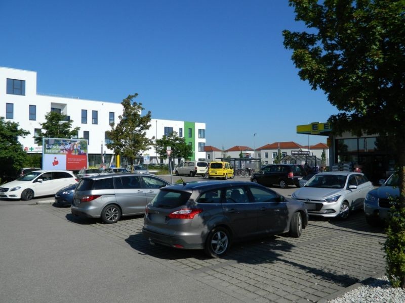 Lechring  1 (EDEKA Einf.quer)