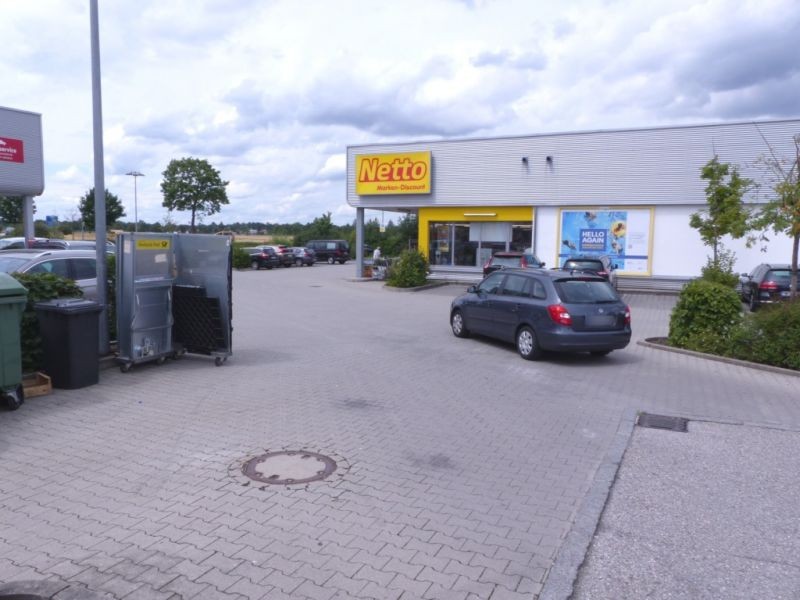 Am Hachinger Bach   5/Einf. Netto-Rewe