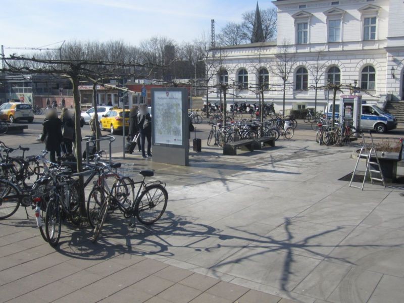 Bahnhofstr./Bahnhofsvorplatz