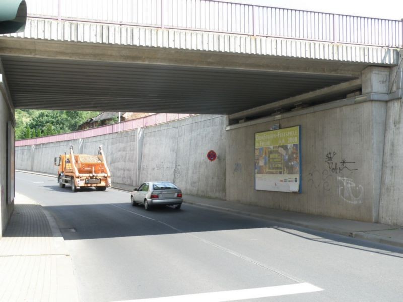 Rothenhofer Weg sew. re. an DB Brücke