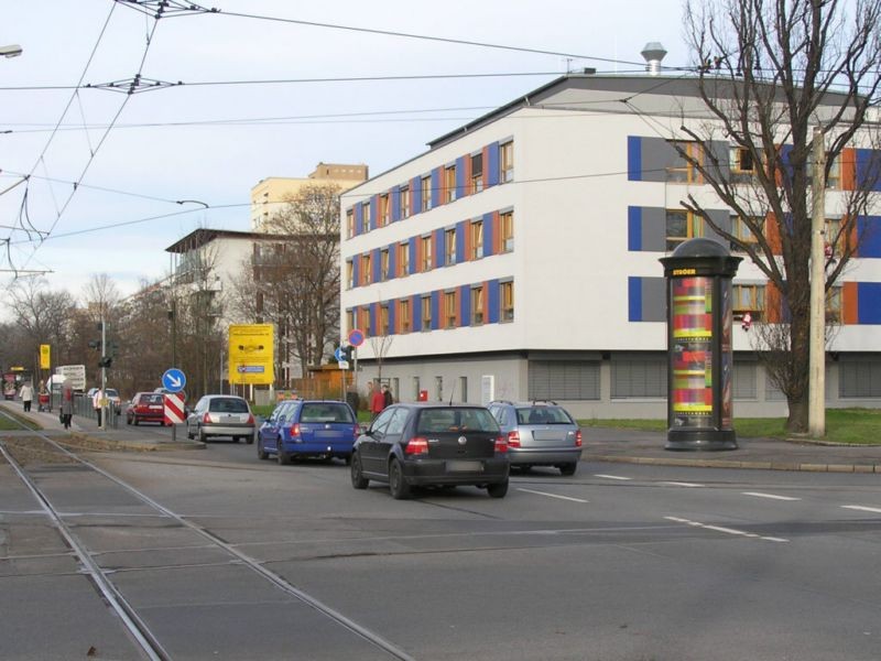 Stübelallee/Comeniusplatz/S1