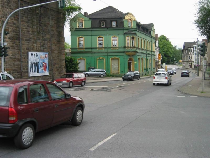 Westenfelder Str./Grünstr./DB-Brücke/2. Sto.