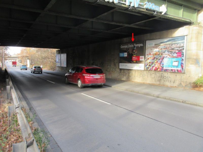Otto-Bärnreuther-Str./ DB-Brücke,sew., re.