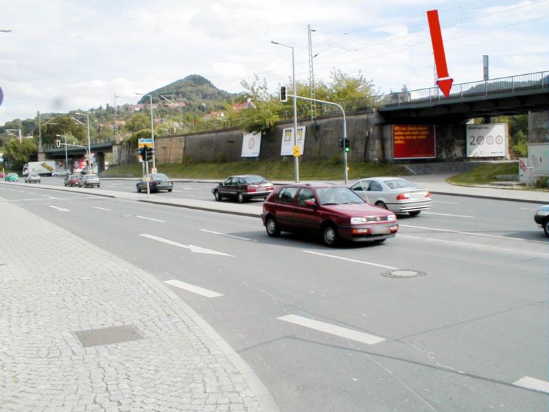 Paradiesstr./DB-Brücke, re, Ri.Knebelstr.