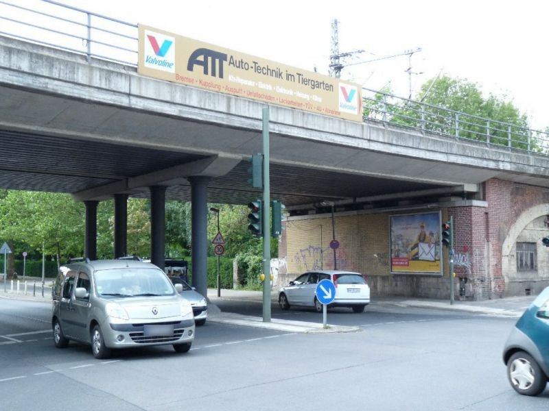 Paulstr., RichtungSiegessäule,DB-Brücke,