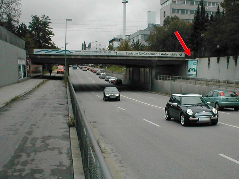 Knorrstr. vor DB-Brücke saw.