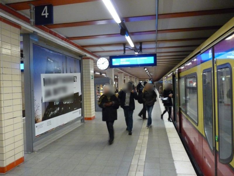 S-Bf Nordbahnhof, Bstg., Gleis 4, 1. Sto.