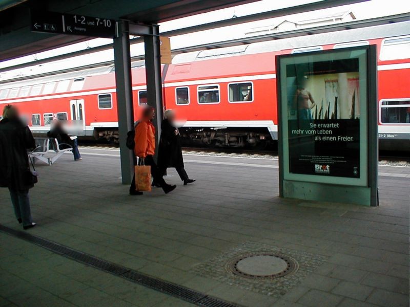 Hbf, Bstg., Gleis 3, Sicht Fahrstuhl