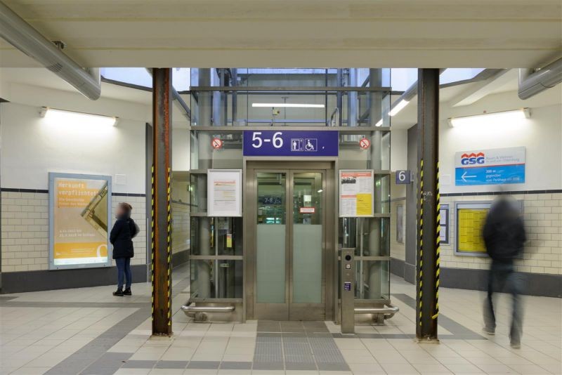 Hbf, Personentunnel, Aufgang Gleis 6