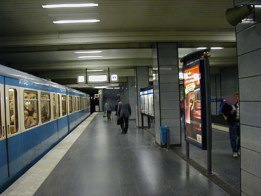 Alte Heide/Süd/U-Bahnsteig